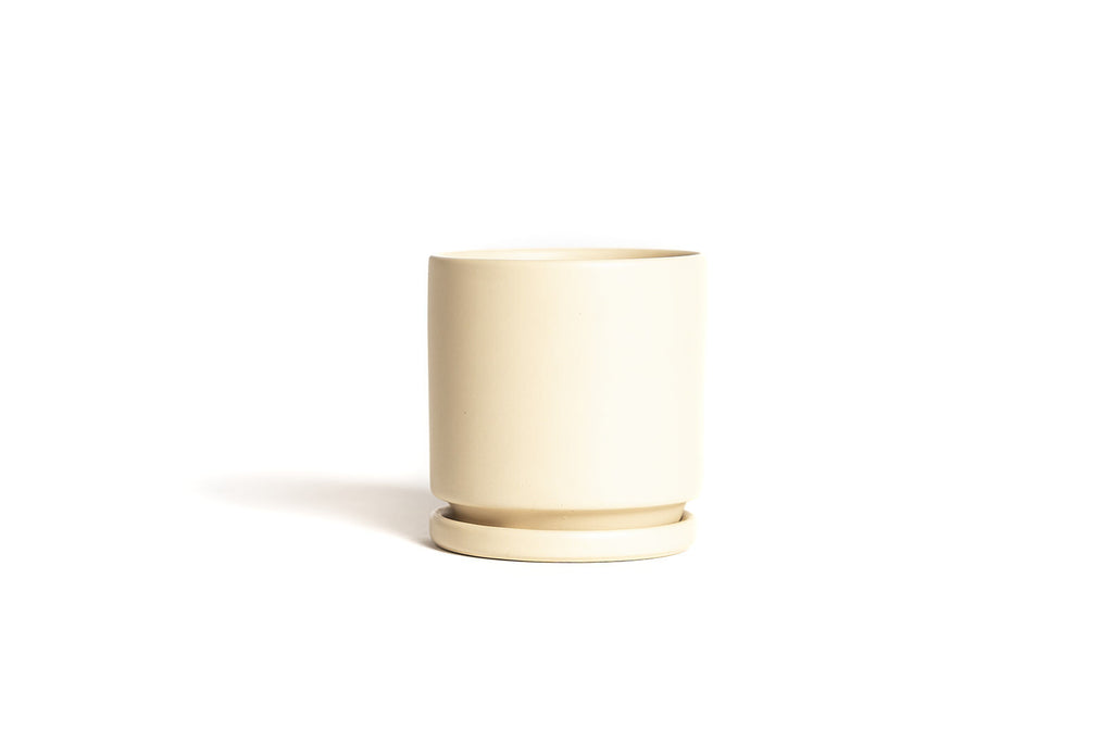 4.5" Porcelain Plant Pot and Tray in Almond Cream